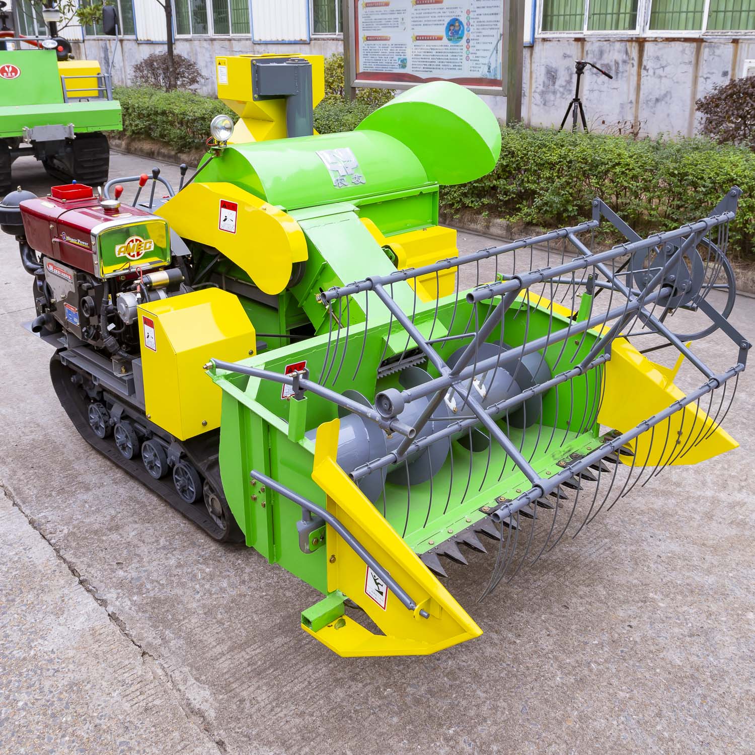 Mini Combine Harvester Rice Wh - огляд і ціна Combine Harvester Mini